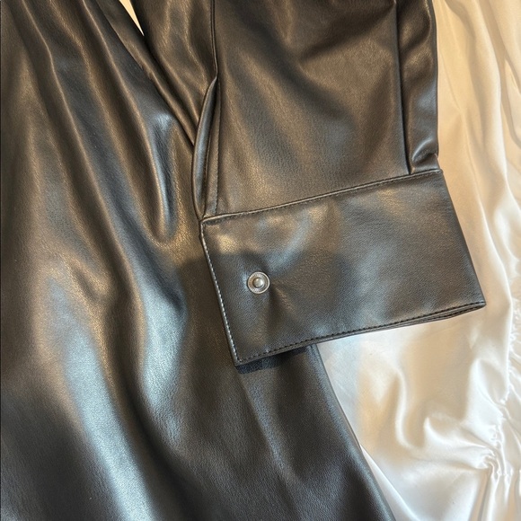 Steve Madden Black Faux Leather Shacket Shirt Coat Jacket L - Picture 4 of 10